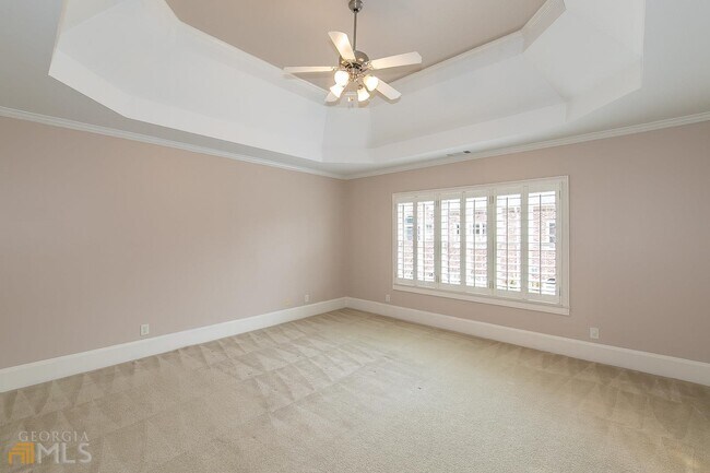 Building Photo - 6221 Spalding Dr