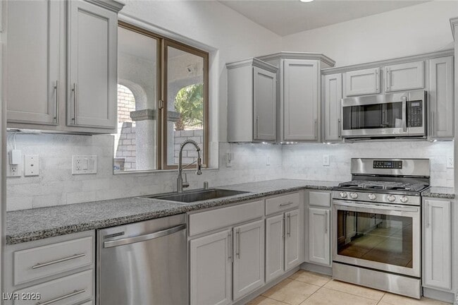 Building Photo - 11952 Orense Dr