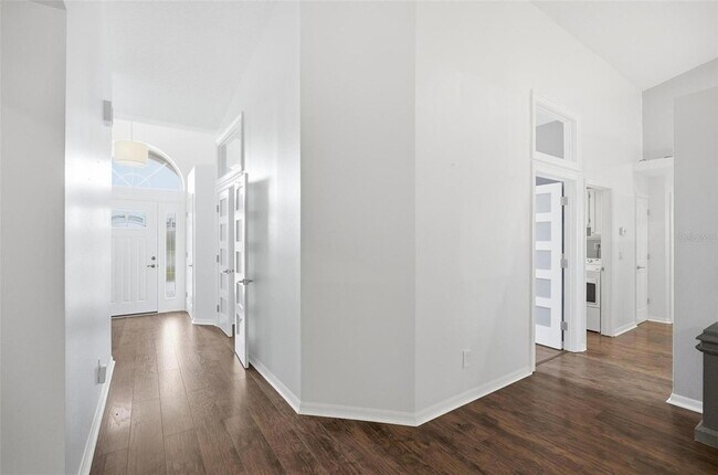 Building Photo - 1 Walton Pl