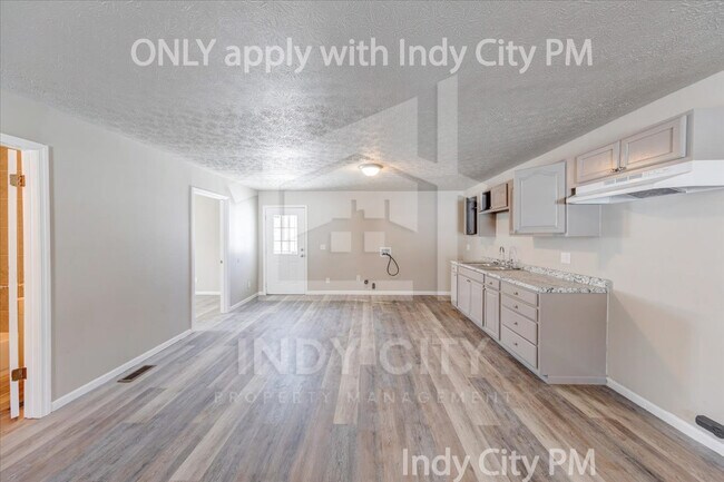 Building Photo - 3440 N Harding St