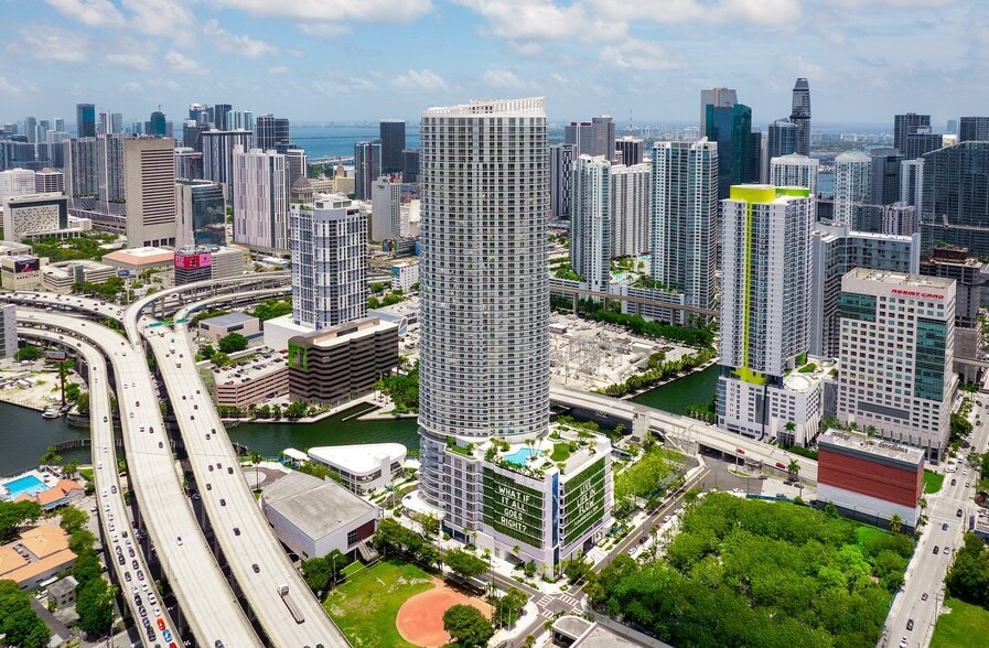 Primary Photo - Flow Brickell