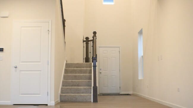 Building Photo - 2767 Lawlor Ln