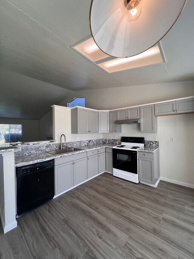 Building Photo - Available Now! Freshly Painted with lots of newness. Dry Creek Meadows Area