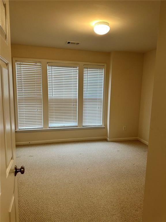 Building Photo - 1993 Hailston Ln