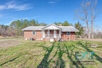Building Photo - Freshly Updated Brick Home in Peaceful Country Setting – Freeman, VA