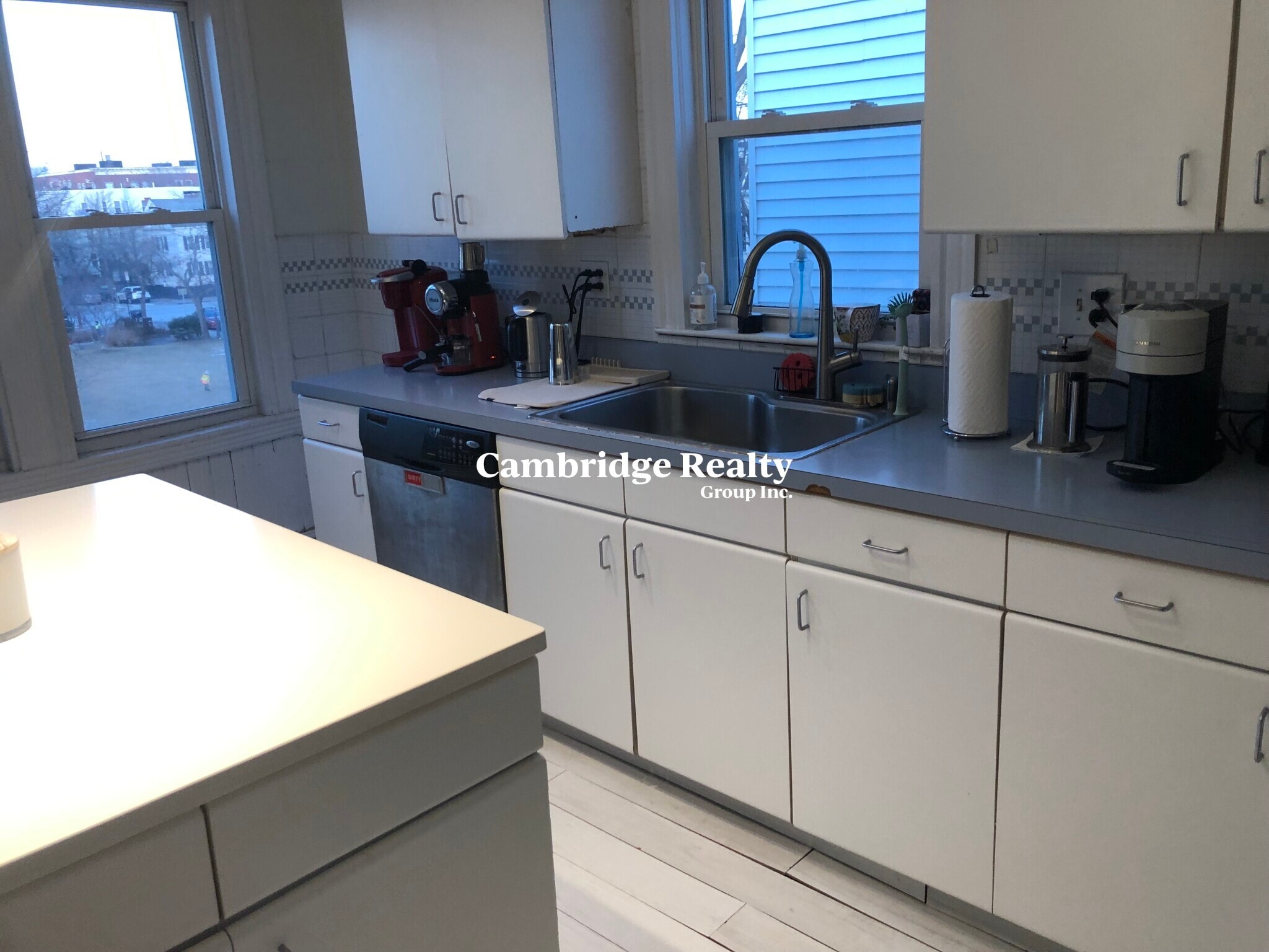 Building Photo - 229 Harvard St