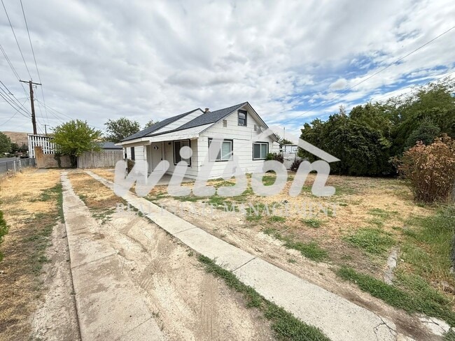Primary Photo - 701 N 20th Ave
