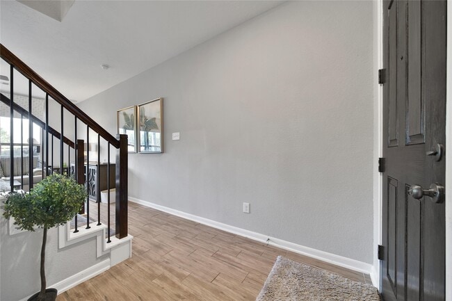 Building Photo - 3306 Forest Dr