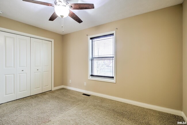 Building Photo - 2708 W Sesame St