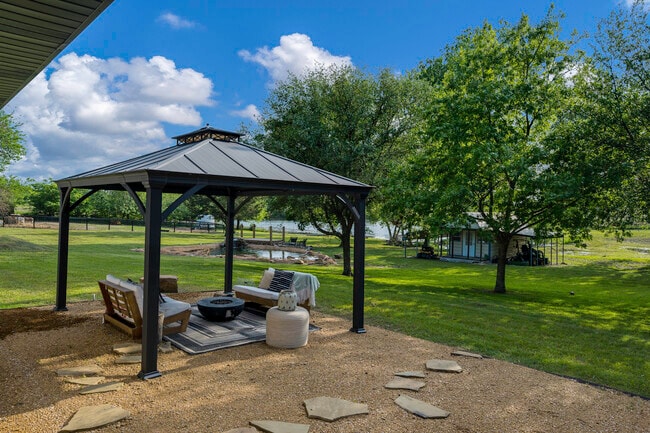 Building Photo - 15936 Co Rd 566