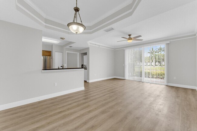 Building Photo - 2032 Alta Meadows Ln
