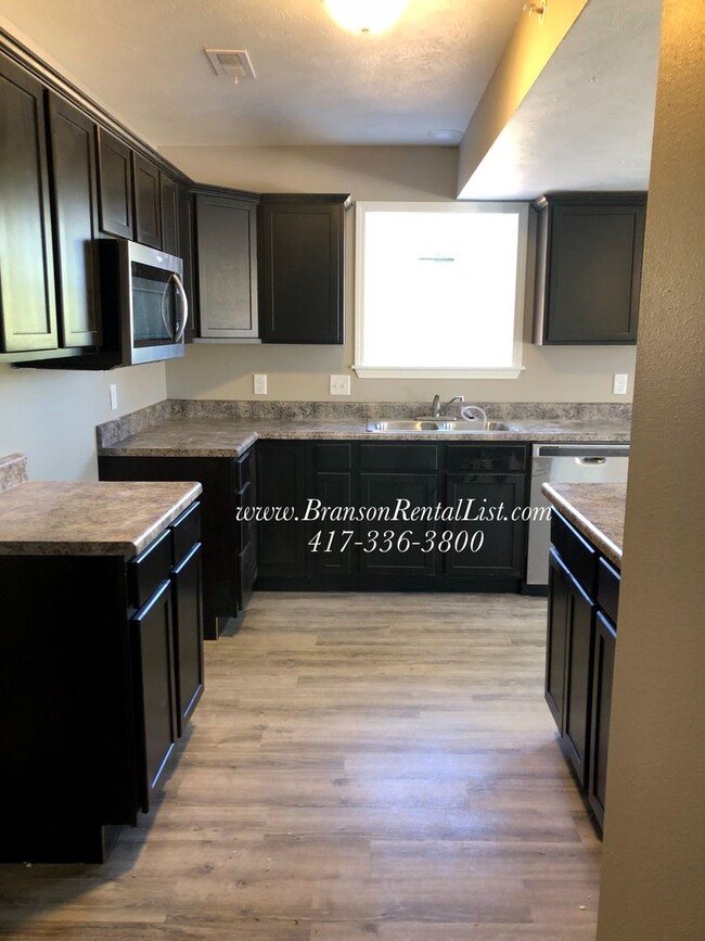 Building Photo - BRAND NEW CONSTRUCTION!!