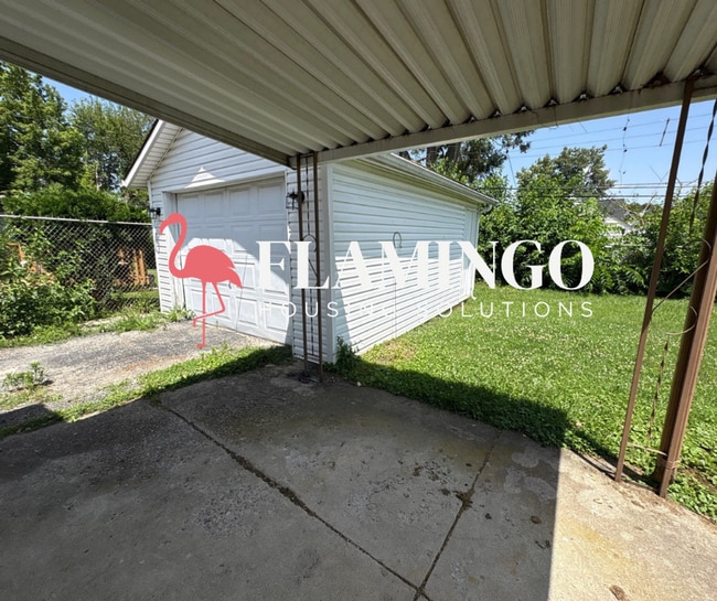 Building Photo - Remodeled 2 bedroom with off street parking and garage