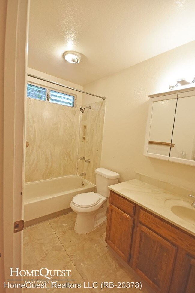 Building Photo - 3 br, 2.5 bath House - 98-499 Pono Street