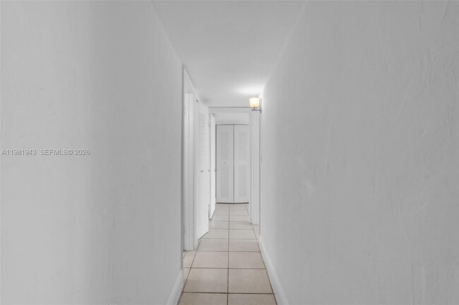 Building Photo - 9001 SW 77th Ave