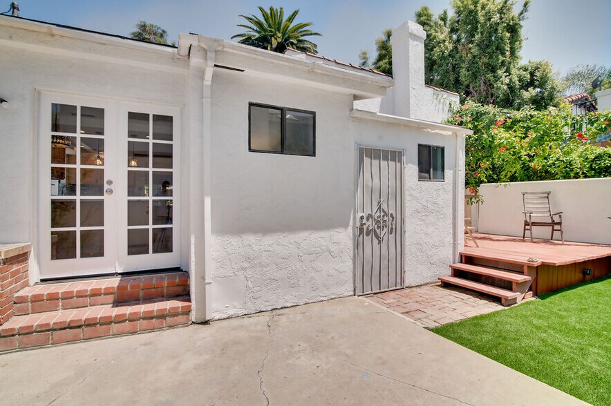 Building Photo - 641 N Martel Ave