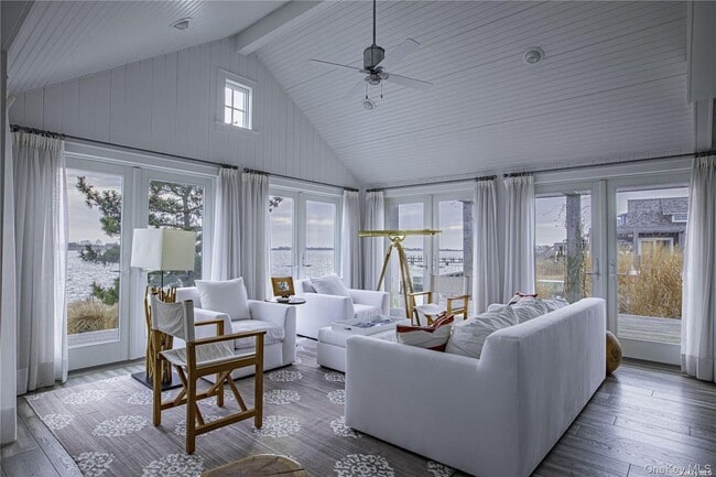 Building Photo - 11A Captree