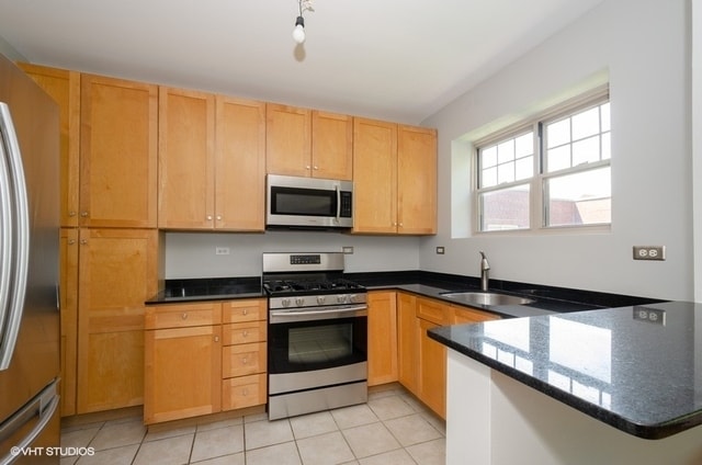 Building Photo - 2730 Hampton Pkwy