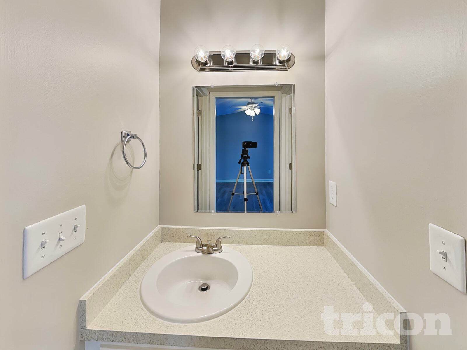 Building Photo - 412 Budby Ct