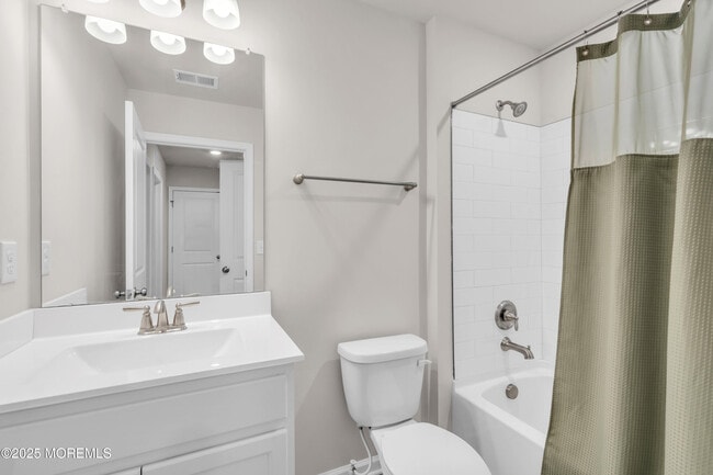 Building Photo - 19 Katherine Dr