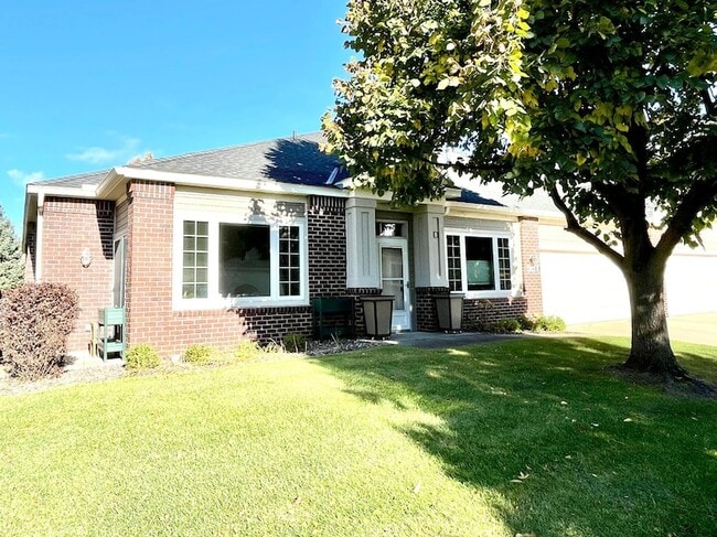 Building Photo - 12022 Vermillion St NE