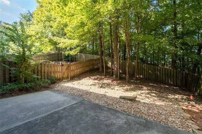 Building Photo - 6245 Spalding Dr