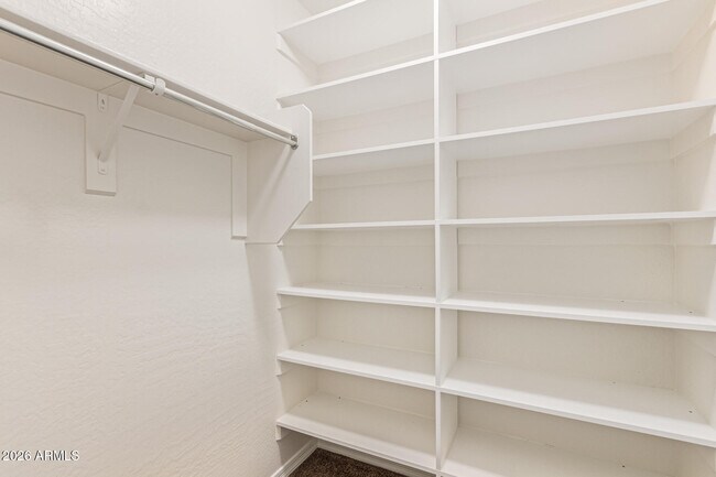 Building Photo - 9058 W Redbird Rd