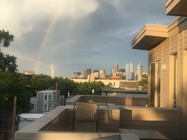 Patio/Balcony View - 2120 Decatur St