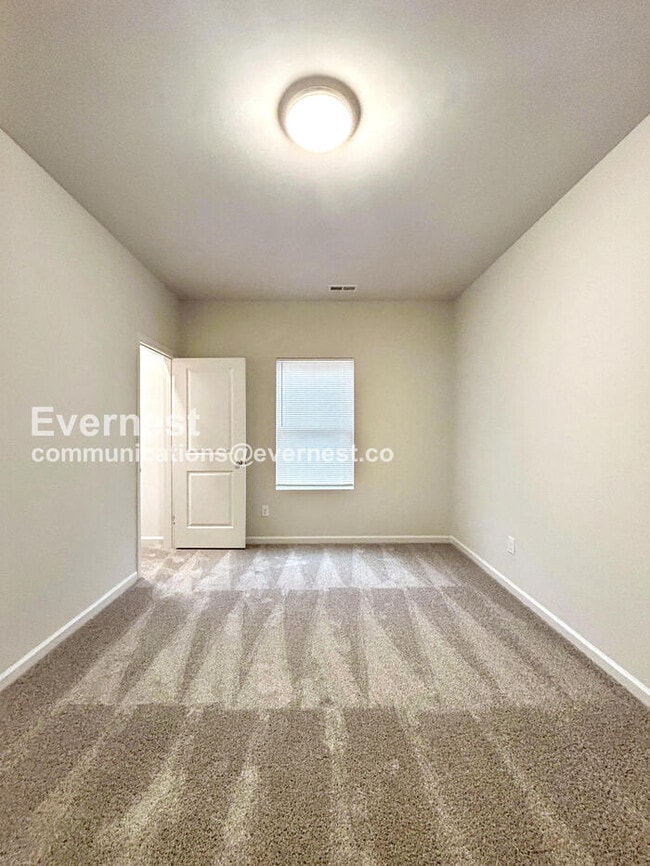 Building Photo - 312 N Correll St