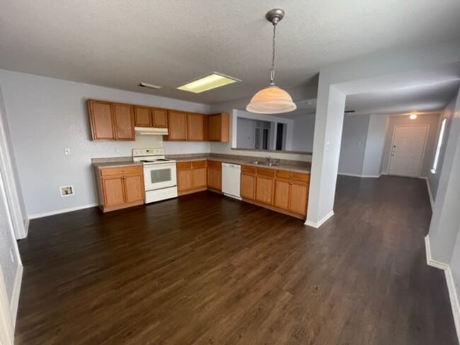 Building Photo - Coming soon Near SeaWorld- Featuring 3 Bedroom 2 Bath -No carpet