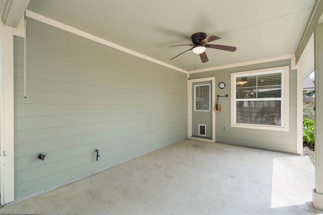 Building Photo - 8600 Harrier Dr