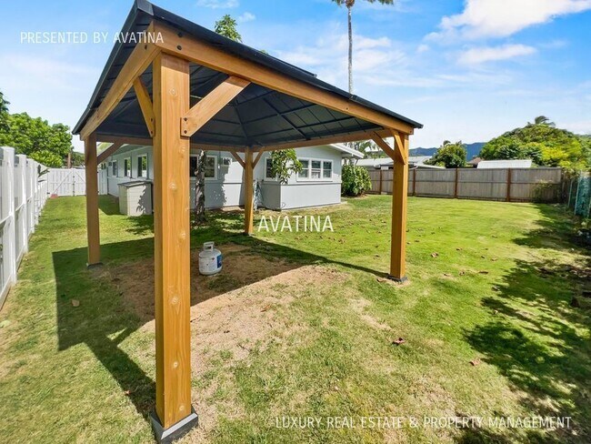 Building Photo - 804 Akumu St