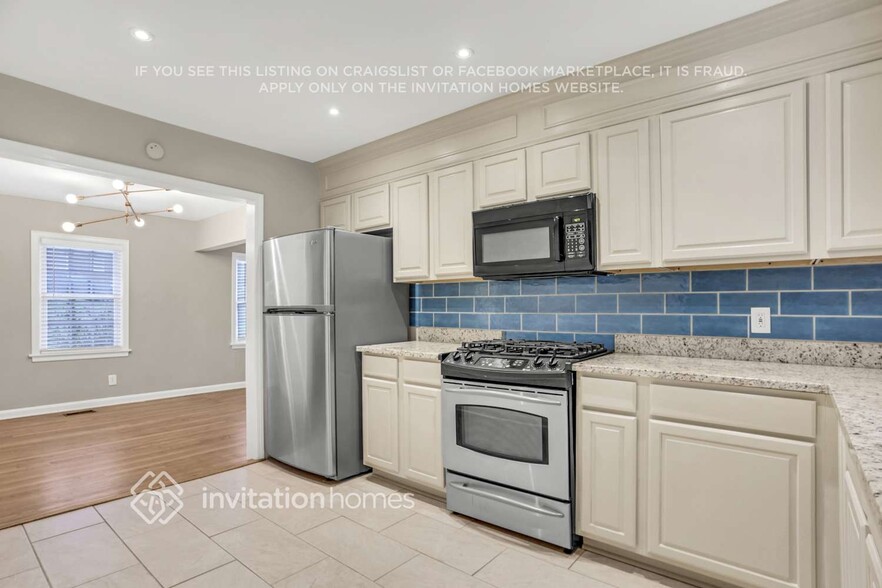Building Photo - 2182 Keheley Dr