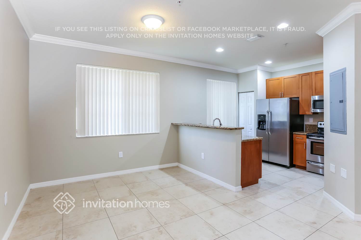 Building Photo - 12600 SW 50th Ct