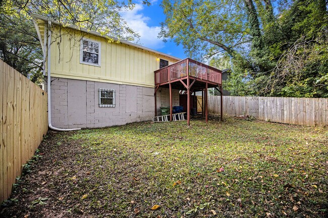 Building Photo - 1162 Sims St SW