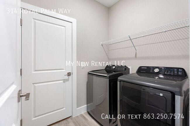 Building Photo - 314 Royal Palm Wy
