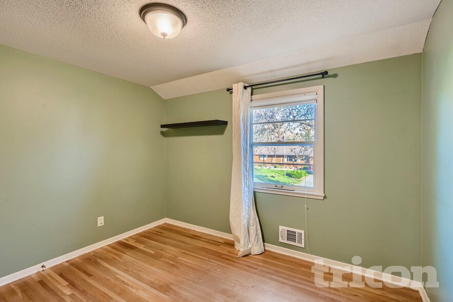 Building Photo - 13408 Colfax Ave S