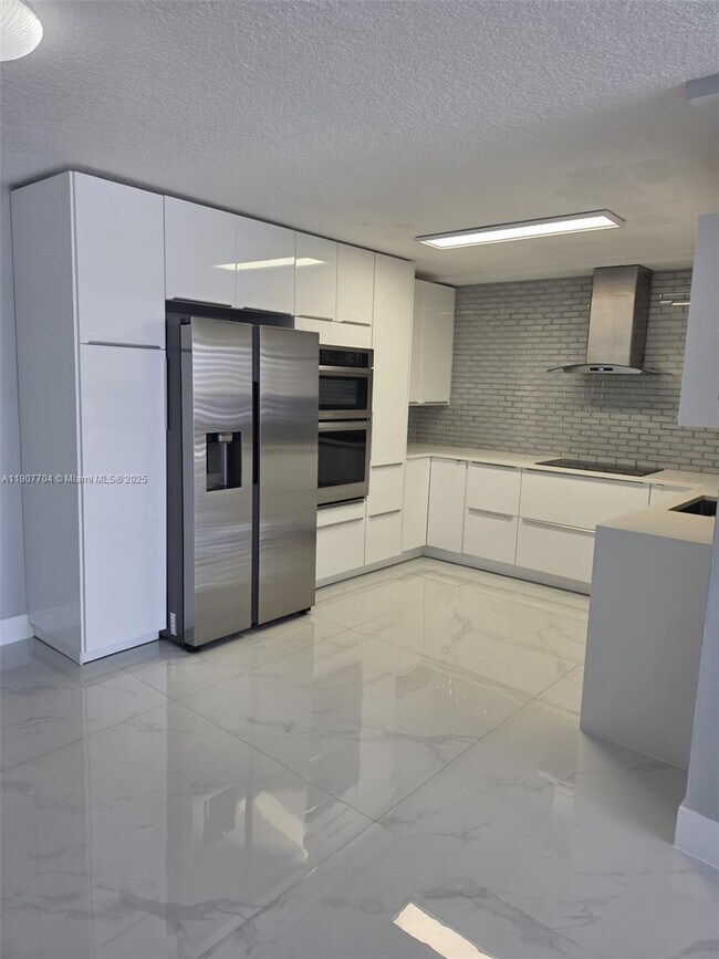 Primary Photo - 11755 SW 18th St