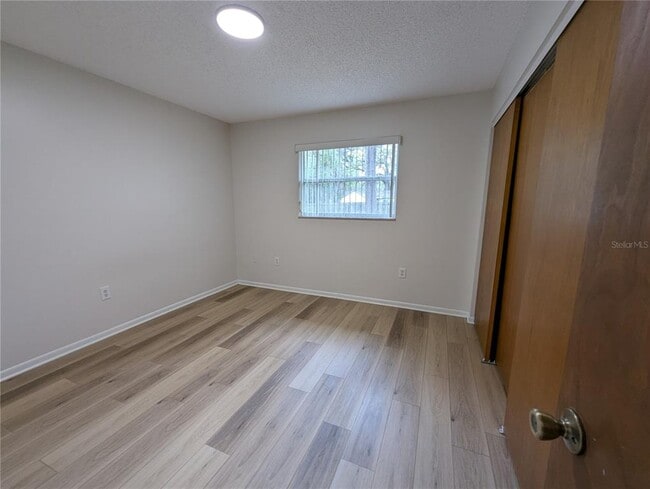 Building Photo - 20032 Suncrest Dr