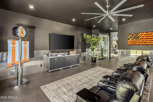 Building Photo - 10110 E Siesta Ln