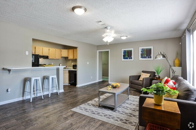 The-Hub-at-Auburn-Apartment-Homes (29) - Harper Flatts