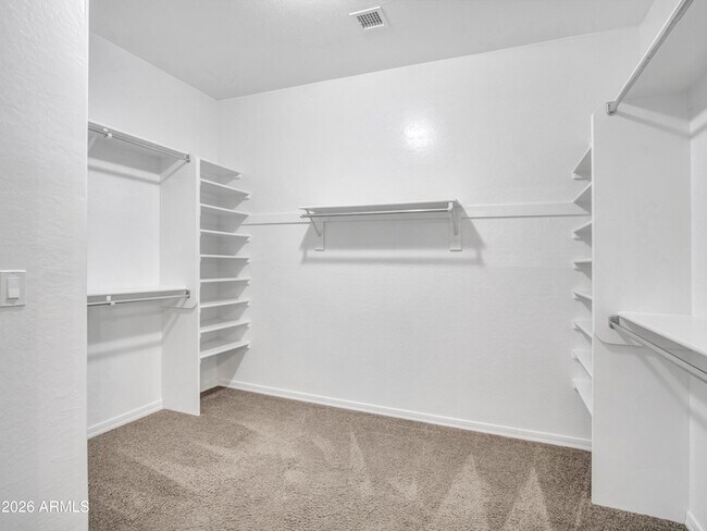 Building Photo - 7135 W Desert Mirage Dr