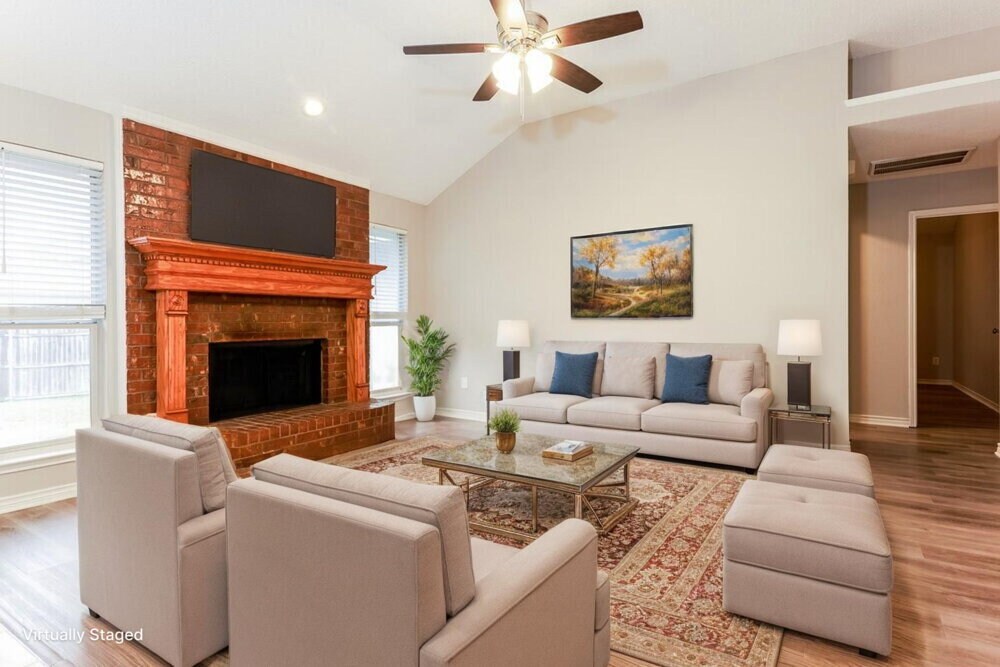 Building Photo - 1506 Chapman Dr