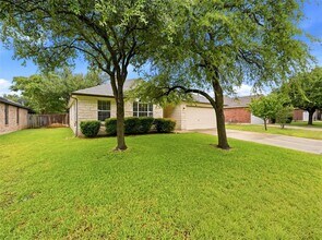 Building Photo - 1004 Downridge Dr