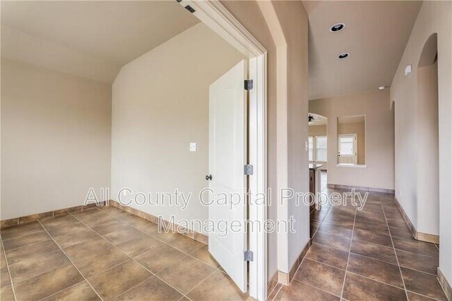 Building Photo - 18712 Leigh Ln