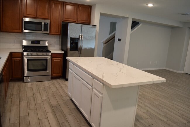 Building Photo - 15510 Liberty Bluff Dr