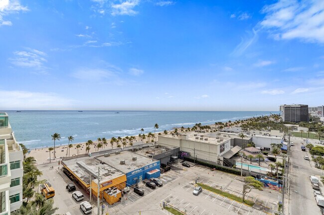 Building Photo - 101 S Fort Lauderdale Beach Blvd