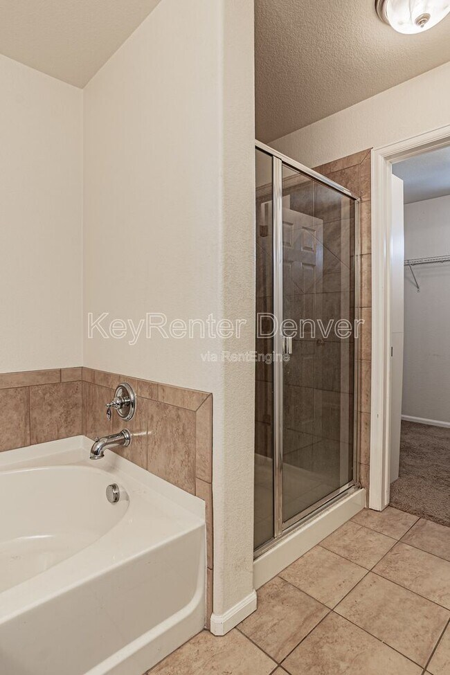 Building Photo - 3632 S Perth Cir