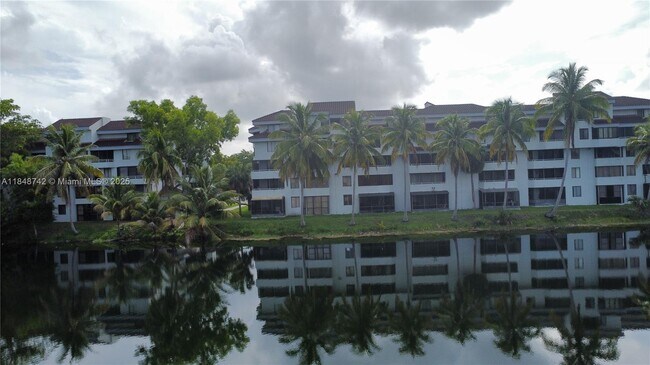 Building Photo - 8335 SW 152nd Ave
