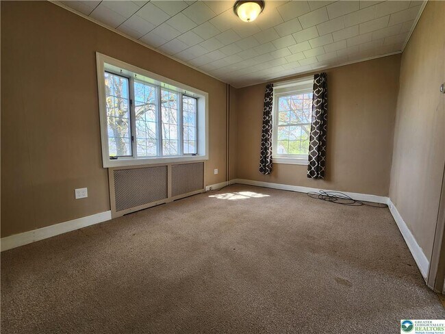 Building Photo - 4939 Indian Creek Rd